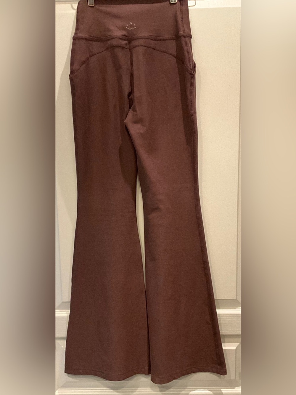 Beyond Yoga Spacedye High Waisted Practice Pocket Bootcut Pant - Picture 3 of 4